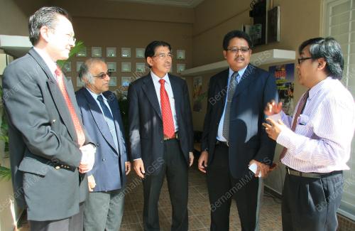 DR MUSTAFFA ALI MOHD