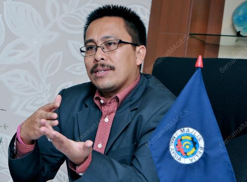 KL02_08052013_MBM