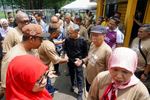 DATUK FAHMI FADZIL