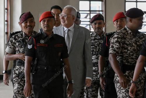 DATUK SERI NAJIB TUN RAZAK