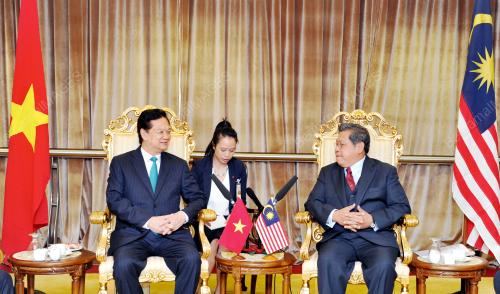 KL02_08082015_PARLIMEN_VIETNAM