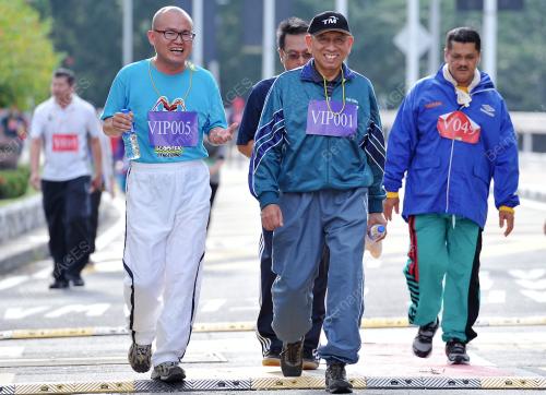 KL02_08122013_LARIAN
