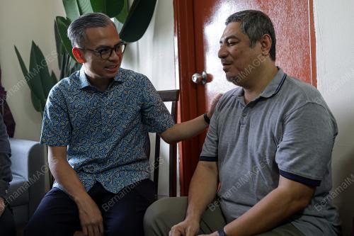 FAHMI FADZIL