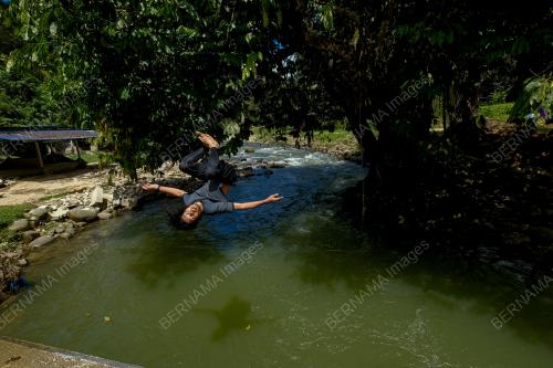 SUNGAI PANGSUN