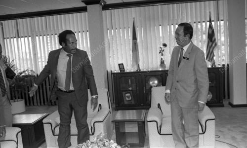 KL02_09032015_PAPUA