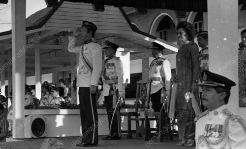 KL02_09032015_PERBARISAN