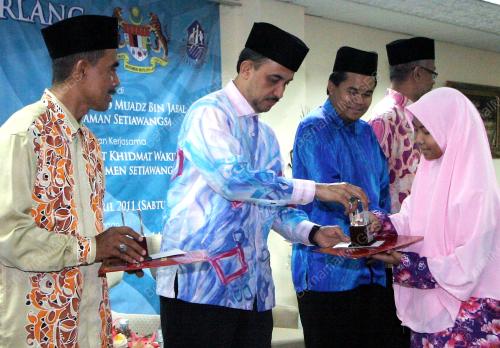DATUK SERI ZULHASNAN RAFIQUE