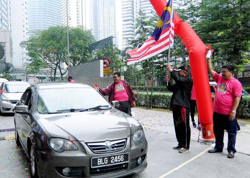 KL02_09052015_PELEPASAN