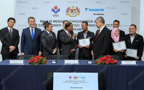 KL02_09082019_KULA_BN201908087525