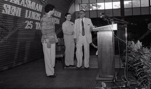 TUNKU ABDUL RAHMAN