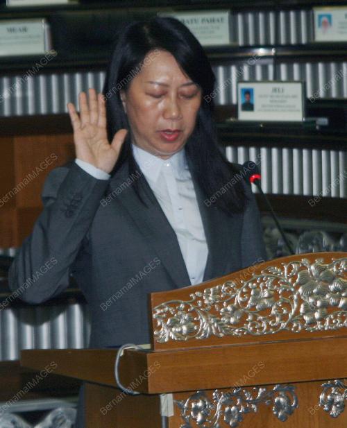 LINDA TSEN THAU LIN