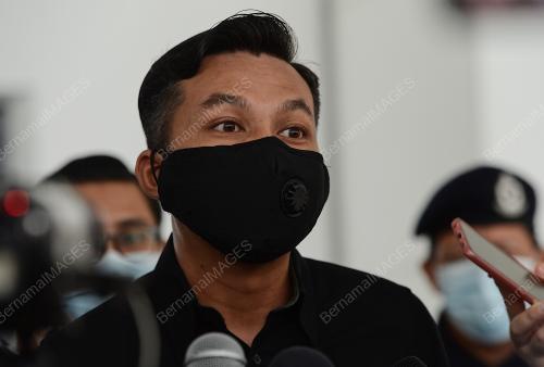 KHAIRIL KHALID