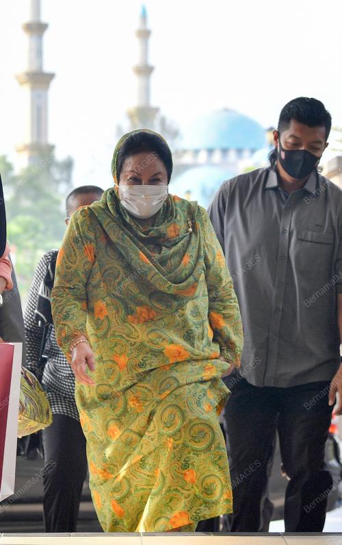 DATIN SERI ROSMAH MANSOR