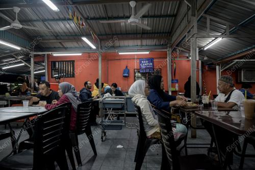 SAHUR WARGA KOTA