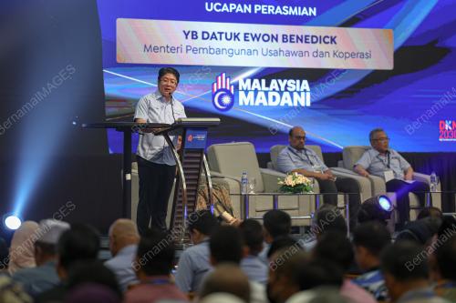 DATUK EWON BENEDICK