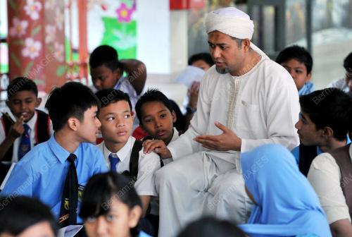 KL02_10092013_UPSR