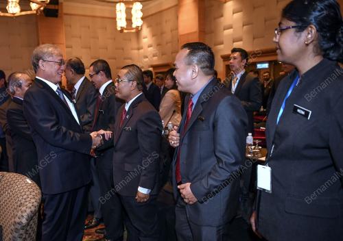 KL02_10102017_ASEAN_BN2017100979234