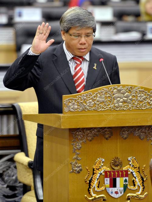 KL02_10122012_SENATOR