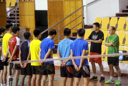 KL02_11022016_BADMINTON