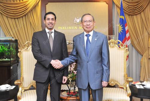 KL02_11032014_PARLIMEN