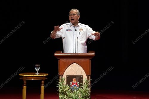 TAN SRI ANNUAR MUSA