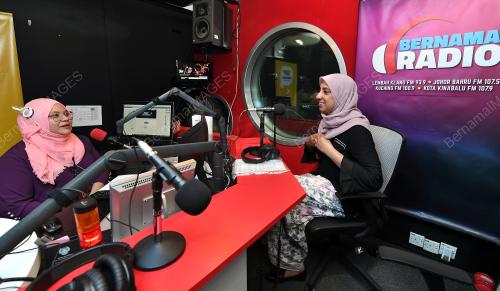 LATHEEFA KOYA