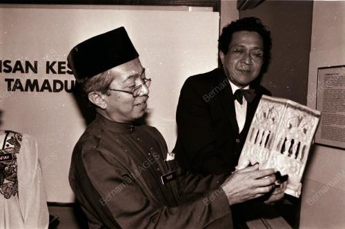 DATO' YUSOF NOR