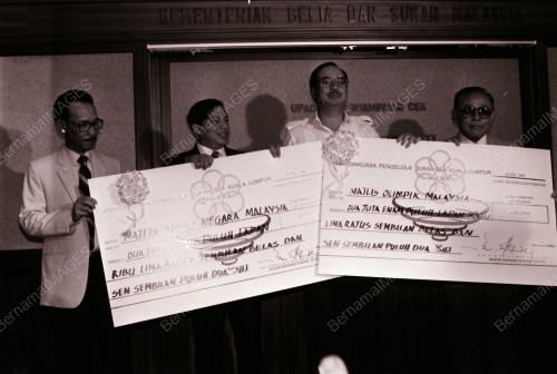 PENYAMPAIAN CEK
