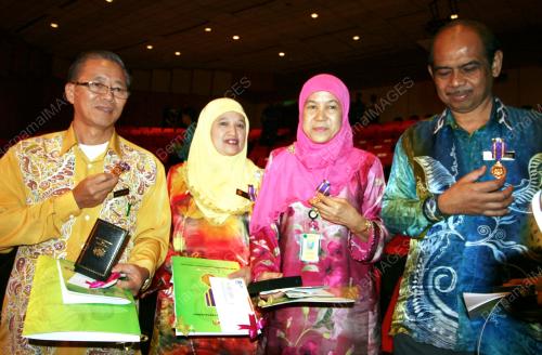 HARI PEKERJA