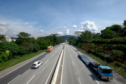 TINJAUAN ALIRAN TRAFIK SEMPENA HARI RAYA AIDILFITRI