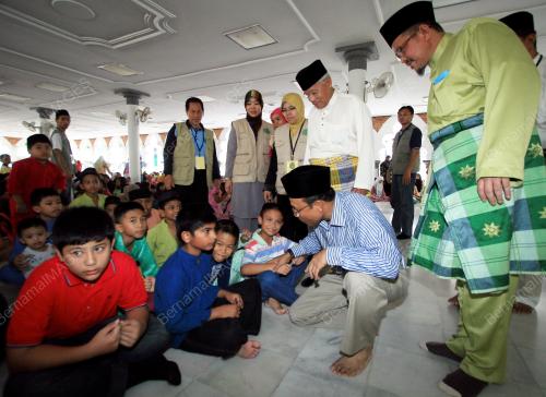 MOHAMAD MOHD ISA