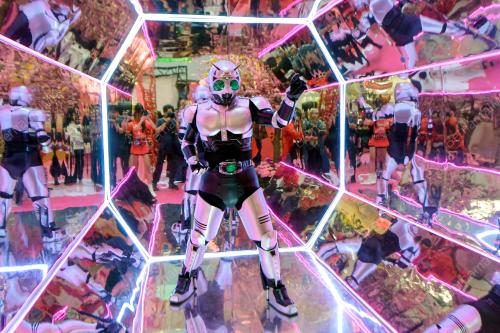 PAMERAN KAMEN RIDER KE-50
