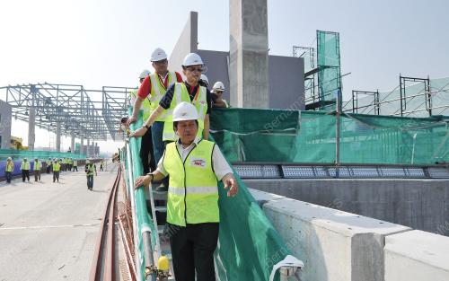 KL02_13022015_MRT