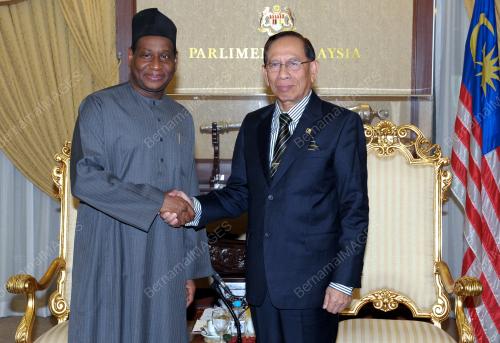 KL02_13092012_NIGERIA