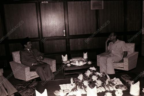 DATUK SERI HUSSEIN ONN