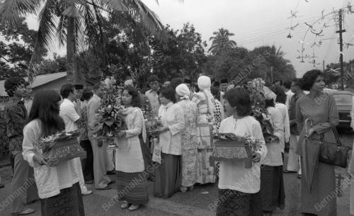 KL02_14012015_KELAHIRAN_UMNO