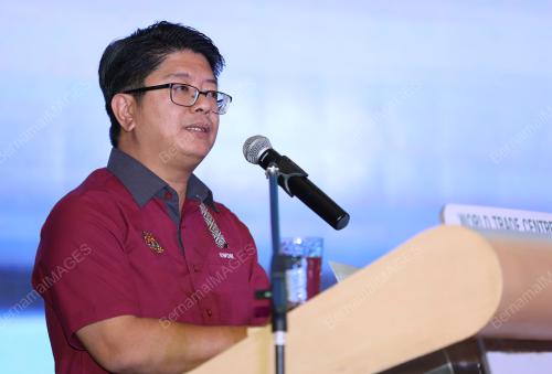 DATUK EWON BENEDICK