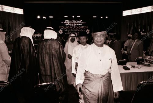 TUN ABDUL GHAFFAR BIN BABA