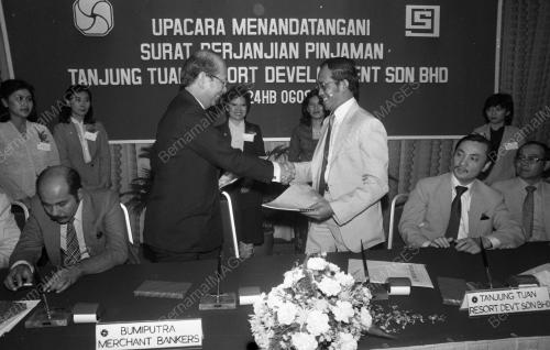 KL02_15012015_PINJAMAN