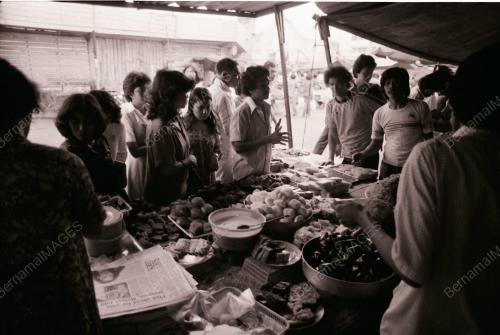 JUALAN KUIH DI BULAN PUASA