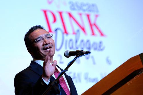 KL02_15112016_ASEAN_PINK