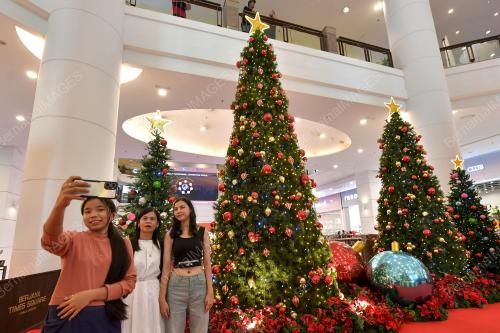 TINJAUAN PERSIAPAN HARI NATAL