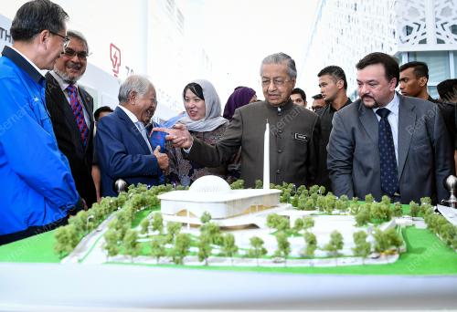 TUN DR MAHATHIR MOHAMAD