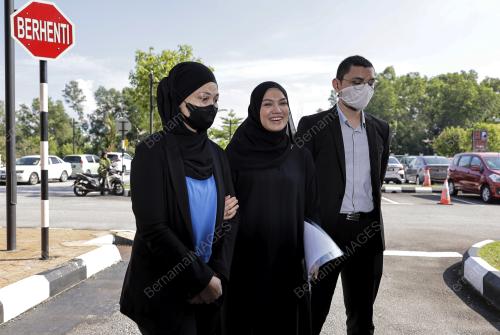 PUTERI SARAH LIYANA MEGAT KAMARUDDIN
