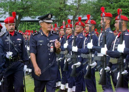 KL02_16022016_MAMAT_FRU