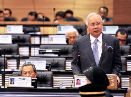 KL02_16042012_PM_PARLIMEN5