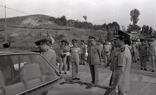 KL02_160690_PERSARAAN