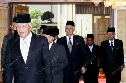 MESYUARAT MAJLIS RAJA- RAJA