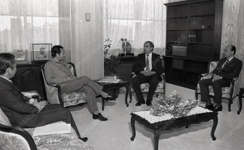 DR. MAHATHIR MOHAMAD