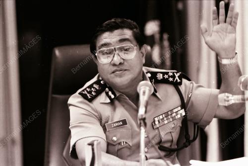 DATUK MUHD ZAMAN KHAN